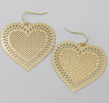 Load image into Gallery viewer, HEART SHAPE FILIGREE DROP EARRINGS
